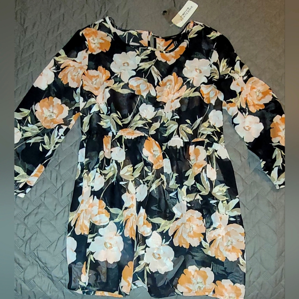 Forever 21 tunic blouse. NWT, size M